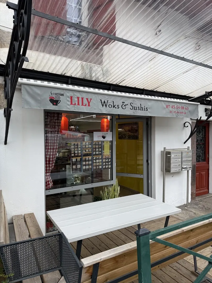 Lily woks & sushis- Saint Jean Pied De Port